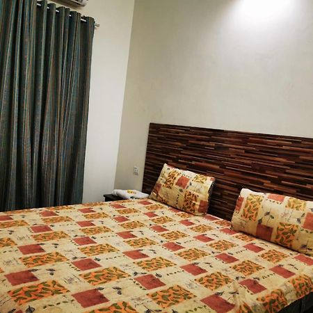 Gulshan Guest House Karachi Exteriör bild