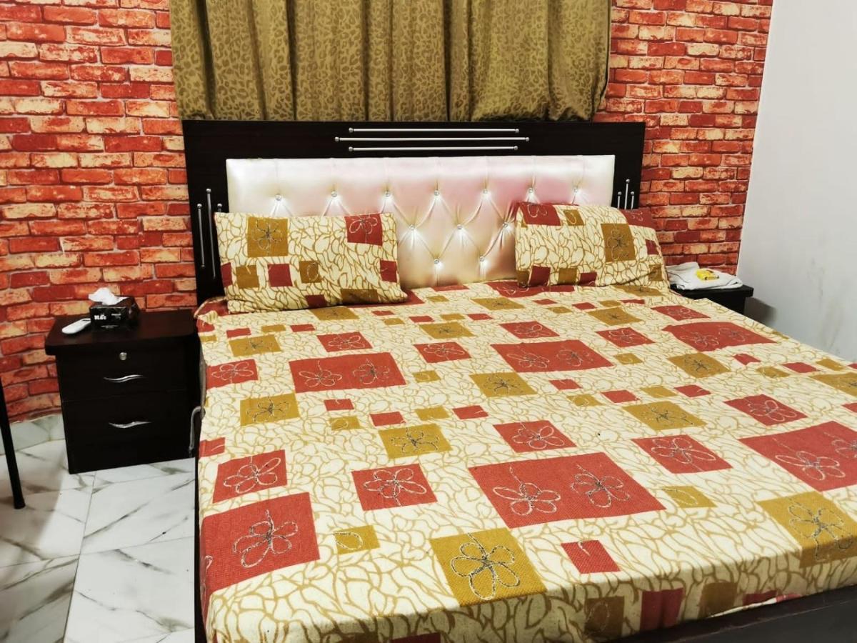 Gulshan Guest House Karachi Exteriör bild