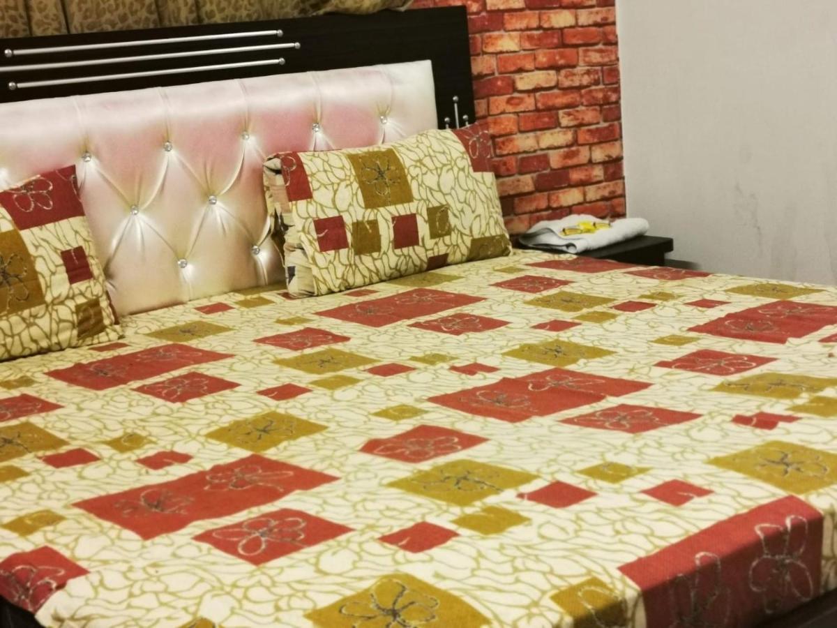 Gulshan Guest House Karachi Exteriör bild
