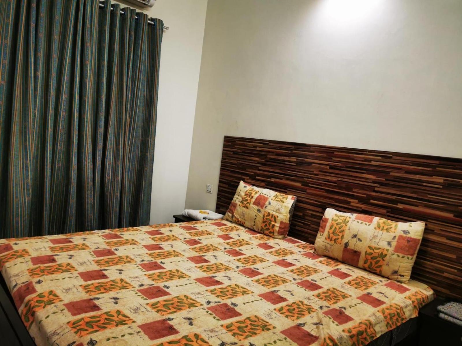 Gulshan Guest House Karachi Exteriör bild