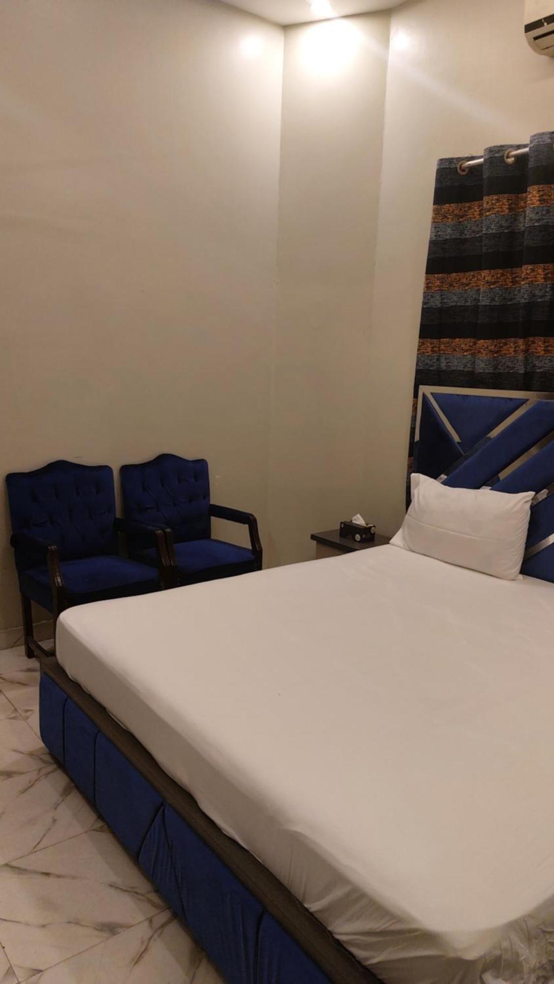 Gulshan Guest House Karachi Exteriör bild