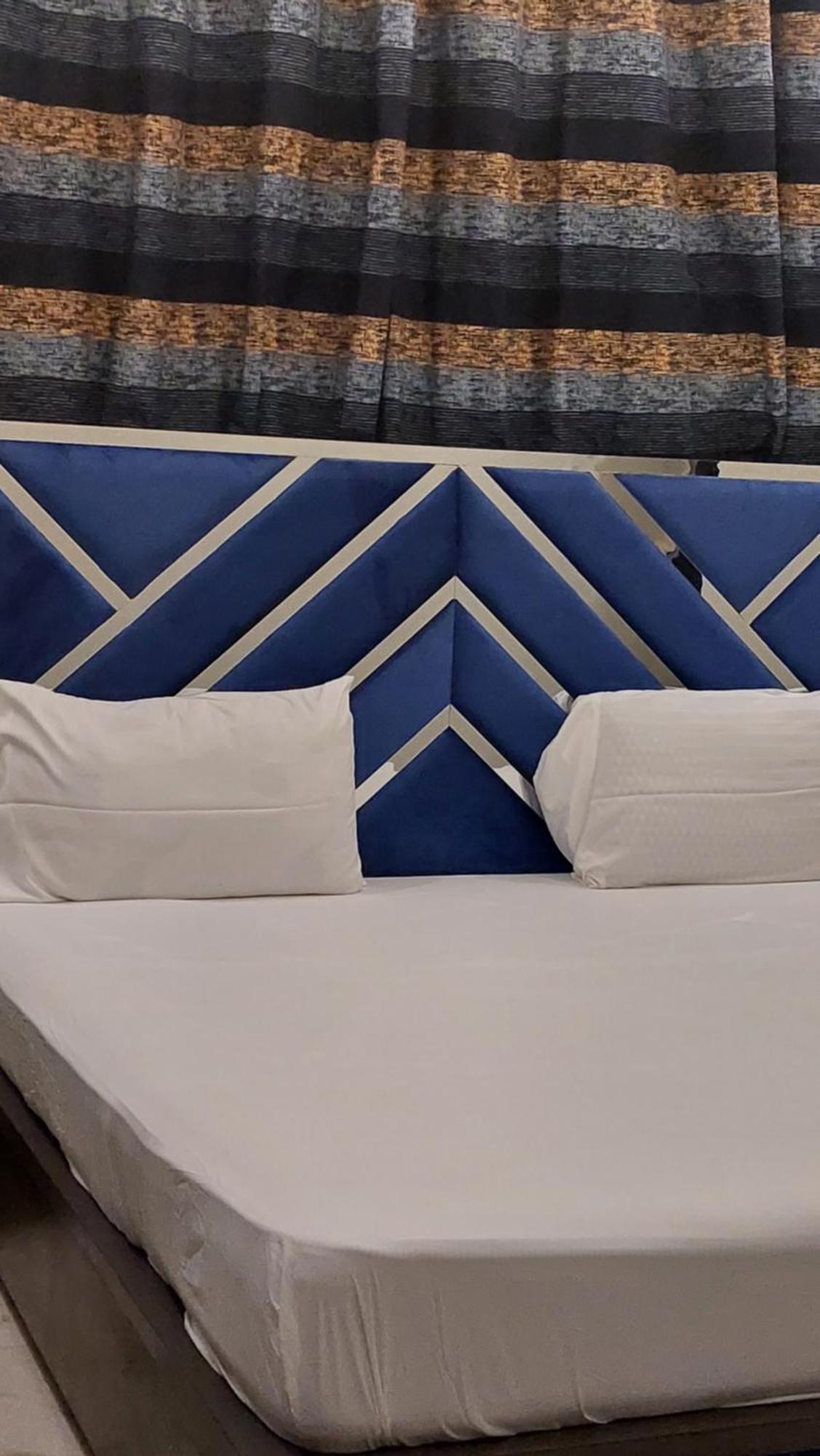 Gulshan Guest House Karachi Exteriör bild