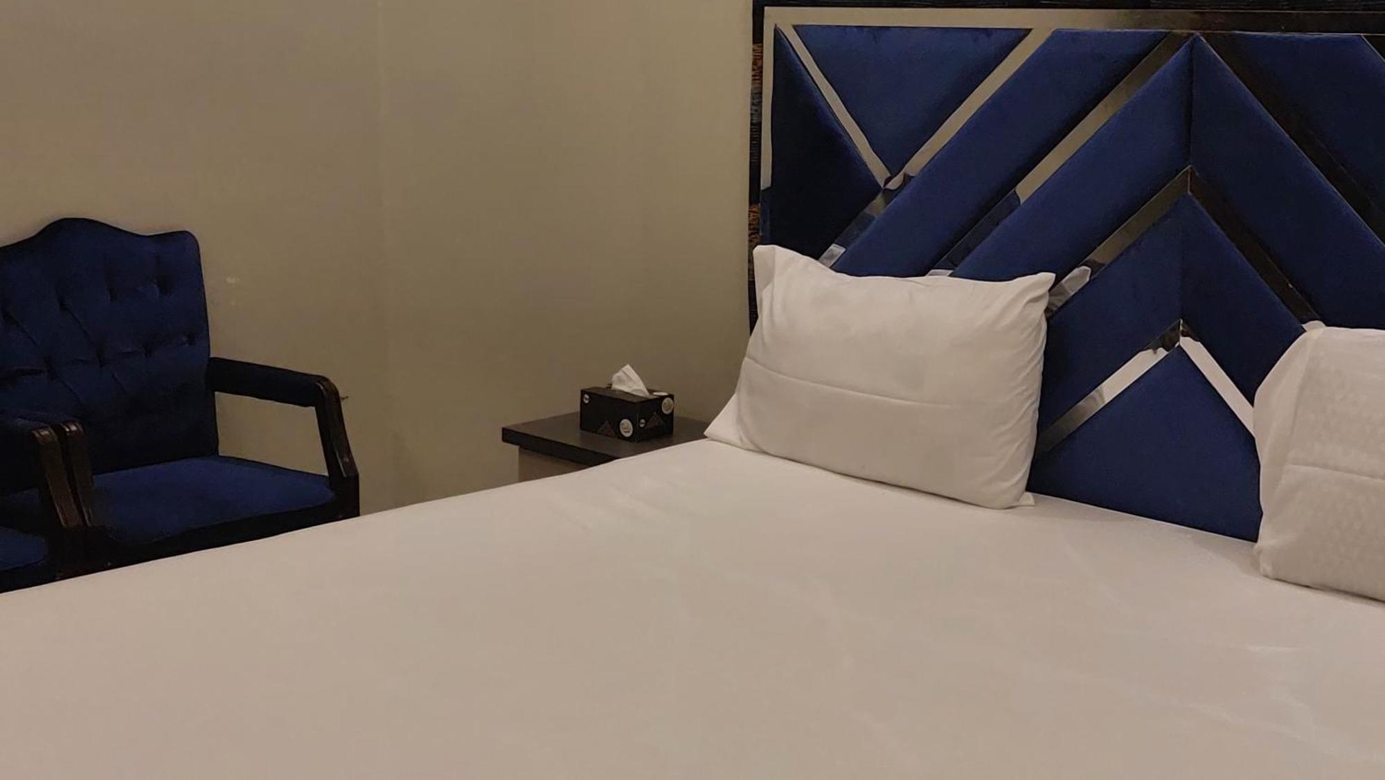 Gulshan Guest House Karachi Exteriör bild